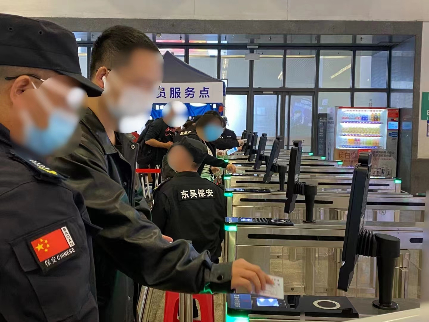 智慧防疫｜解决交通枢纽“查验测”难题 爱游戏aiyouxi科技守护安全、安心出行